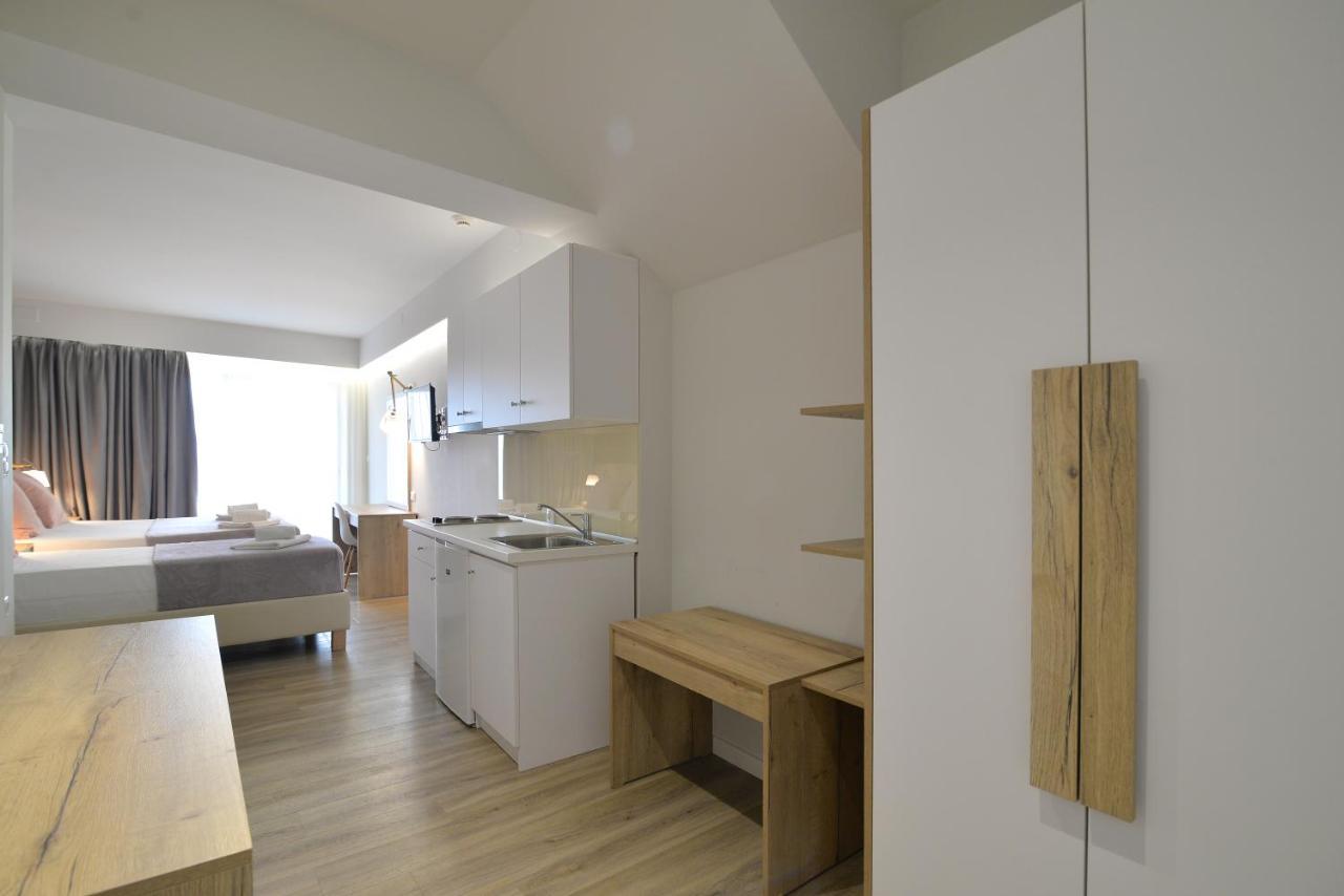 Nefeli Apartments Leptokarya  Bagian luar foto