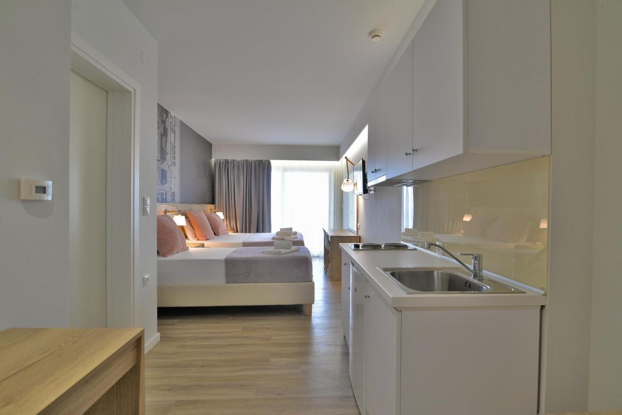Nefeli Apartments Leptokarya  Bagian luar foto